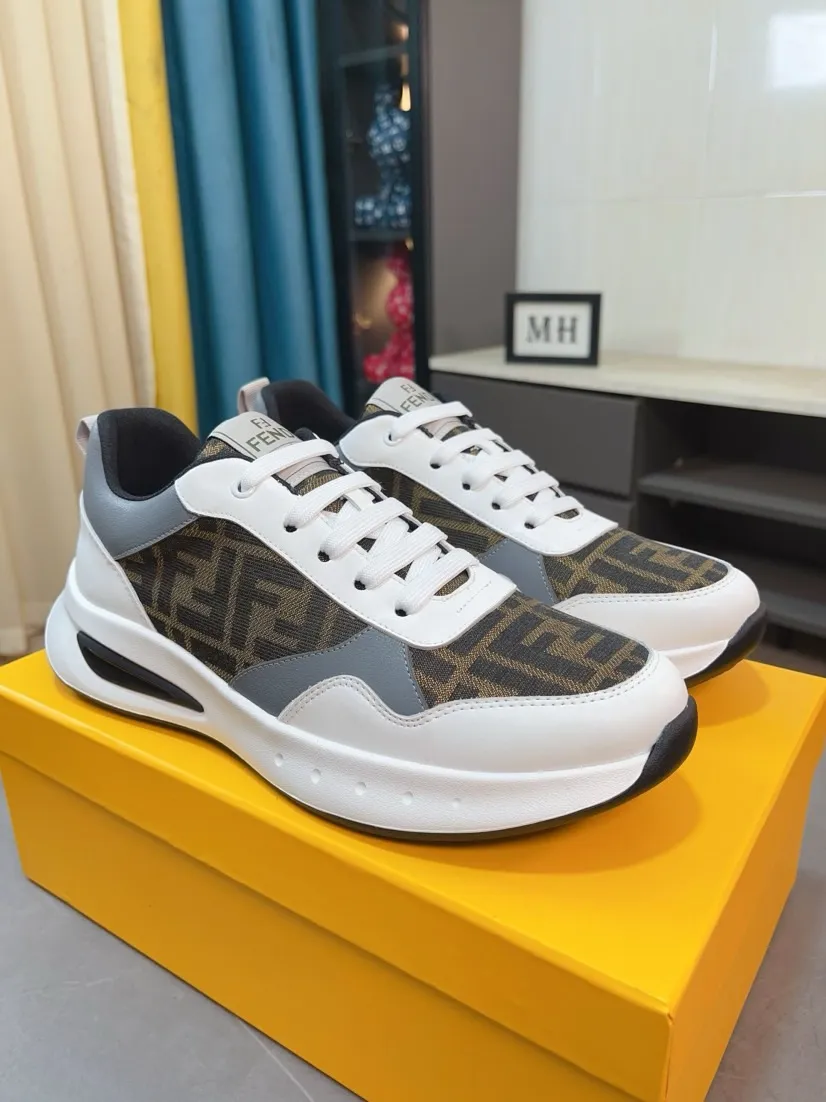 Men's Men's Shoes 💰438🌹🌹[fendi] Fendi's classic and comfortable men's, this complex sneaker is made of soft calfskin➕genuine leather lining➕original ultra-light rubber material with rough outsole. This unique light style is suitable for the casual and refined sensibility of this season. It is comfortable and natural on the feet. It is an everyday style for casual travel in autumn and winter! 38/44